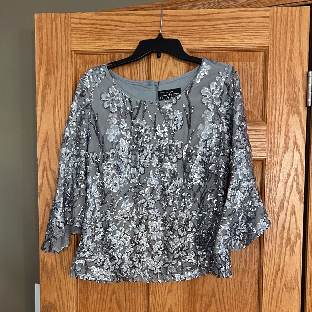 Alex Evenings Silver Floral Sequin Blouse